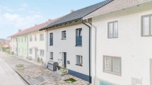 Gebäude Aussen-Bürmoos